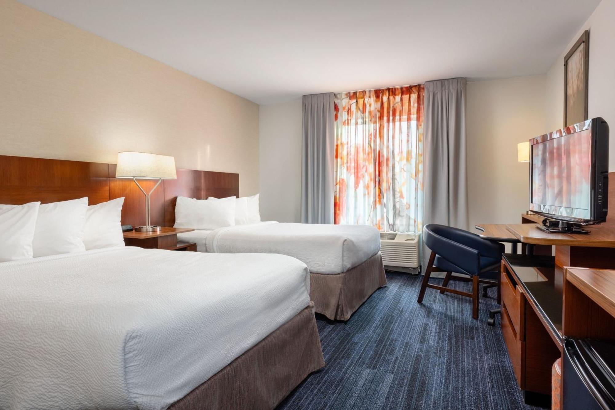 Fairfield Inn & Suites By Marriott Smithfield Exterior foto